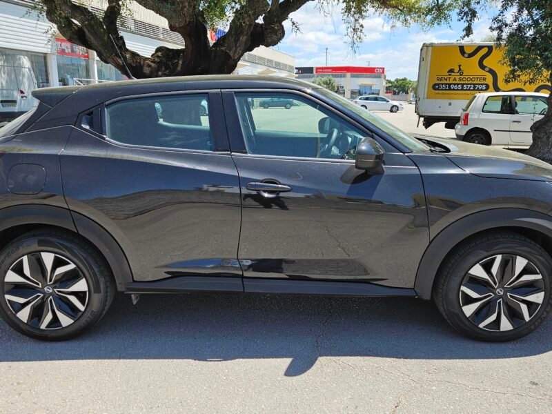 Nissan Juke 1.0 CX Automático 114CV 2022 | Preto