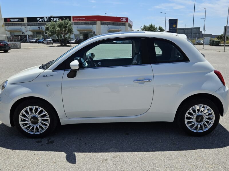 Fiat 500 Híbrido 2022 – Pequeno por fora, gigante em estilo!