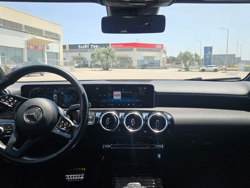 Mercedes-Benz A180d – CX Automática