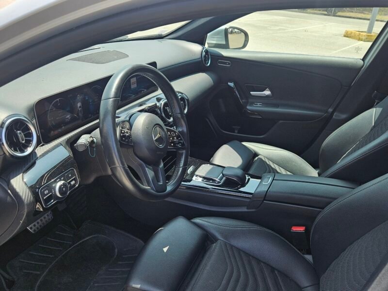 Mercedes-Benz A180d – CX Automática