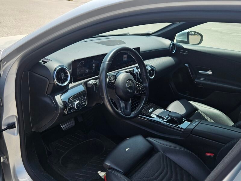 Mercedes-Benz A180d – CX Automática
