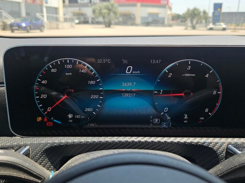 Mercedes-Benz A180d – CX Automática