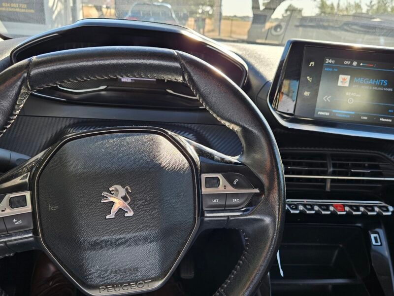 Peugeot 208 1.2 PureTech 75cv – 2022
