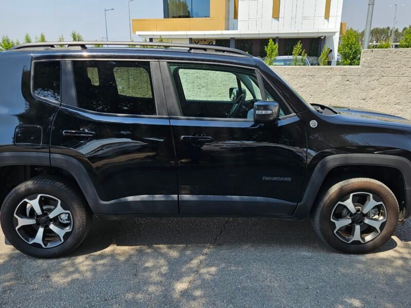 Jeep Renegade 4XE - Plug-In Trailhawk