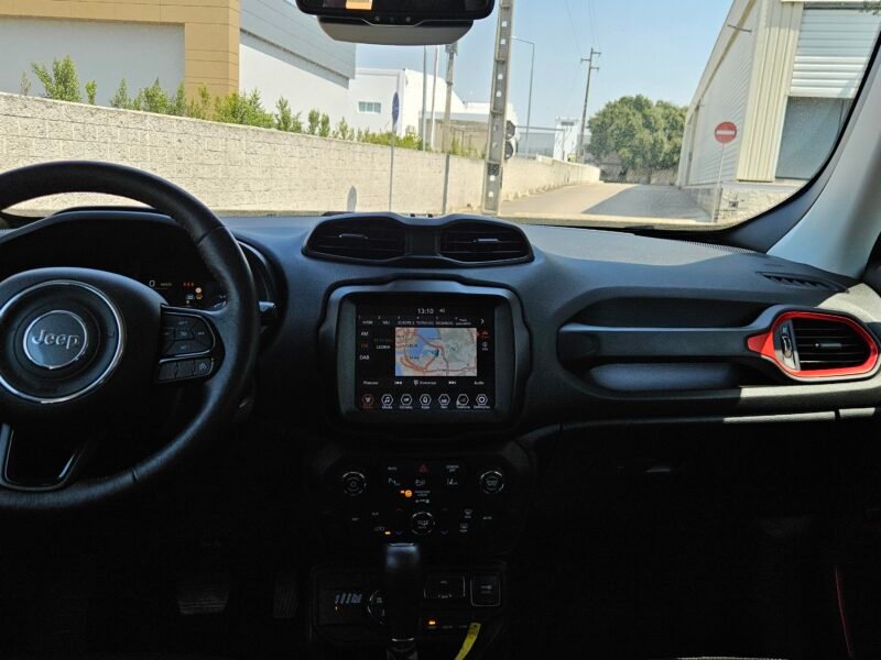 Jeep Renegade 4XE - Plug-In Trailhawk