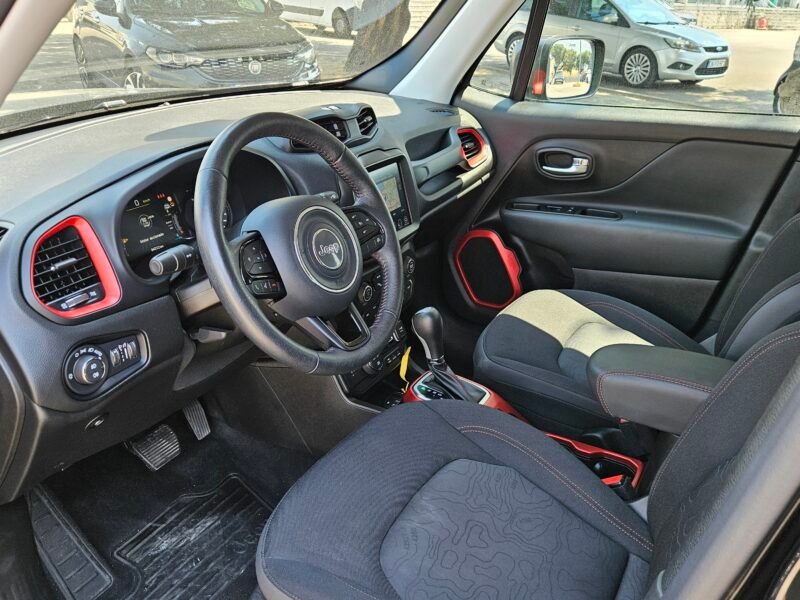 Jeep Renegade 4XE - Plug-In Trailhawk
